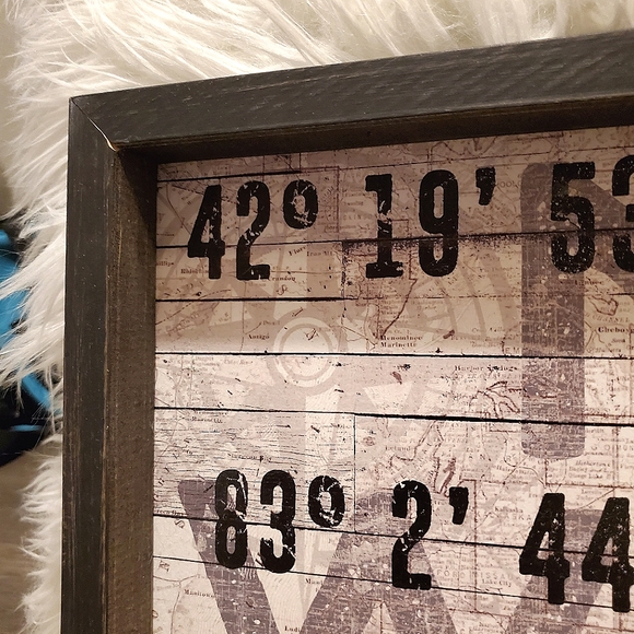 Detroit Michigan Home Decor Sign - Picture 3 of 5